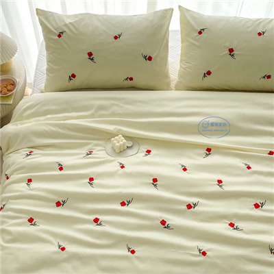 How To Choose The Embroidered Quilt Covet Set?